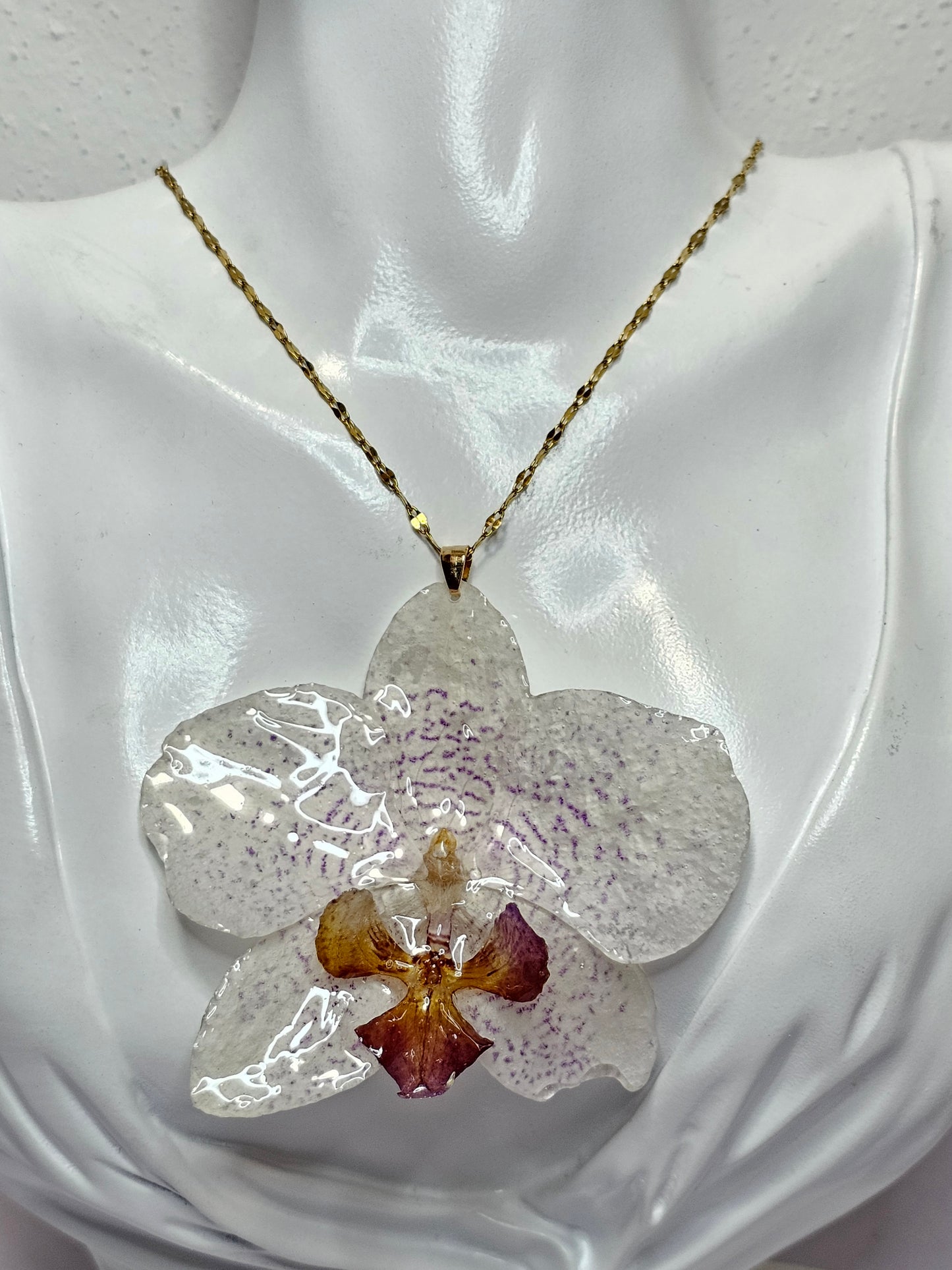 Collar Orquídea Moteada