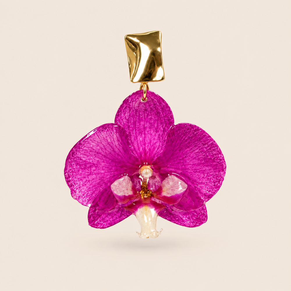 Aretes artesanales con flores naturales encapsuladas