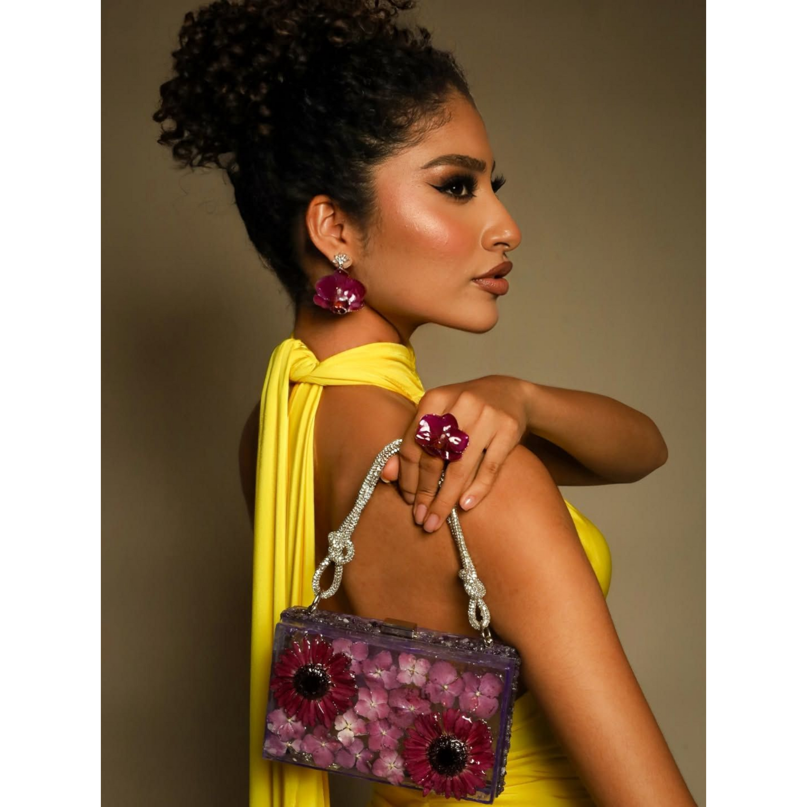 Joyería artesanal con orquídeas naturales — ISAMOR