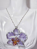 Collar Orquídea Lila Tornasol