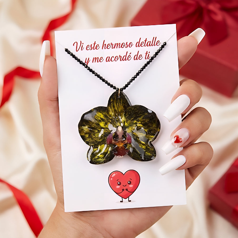 Joyería ISAMOR con flores naturales