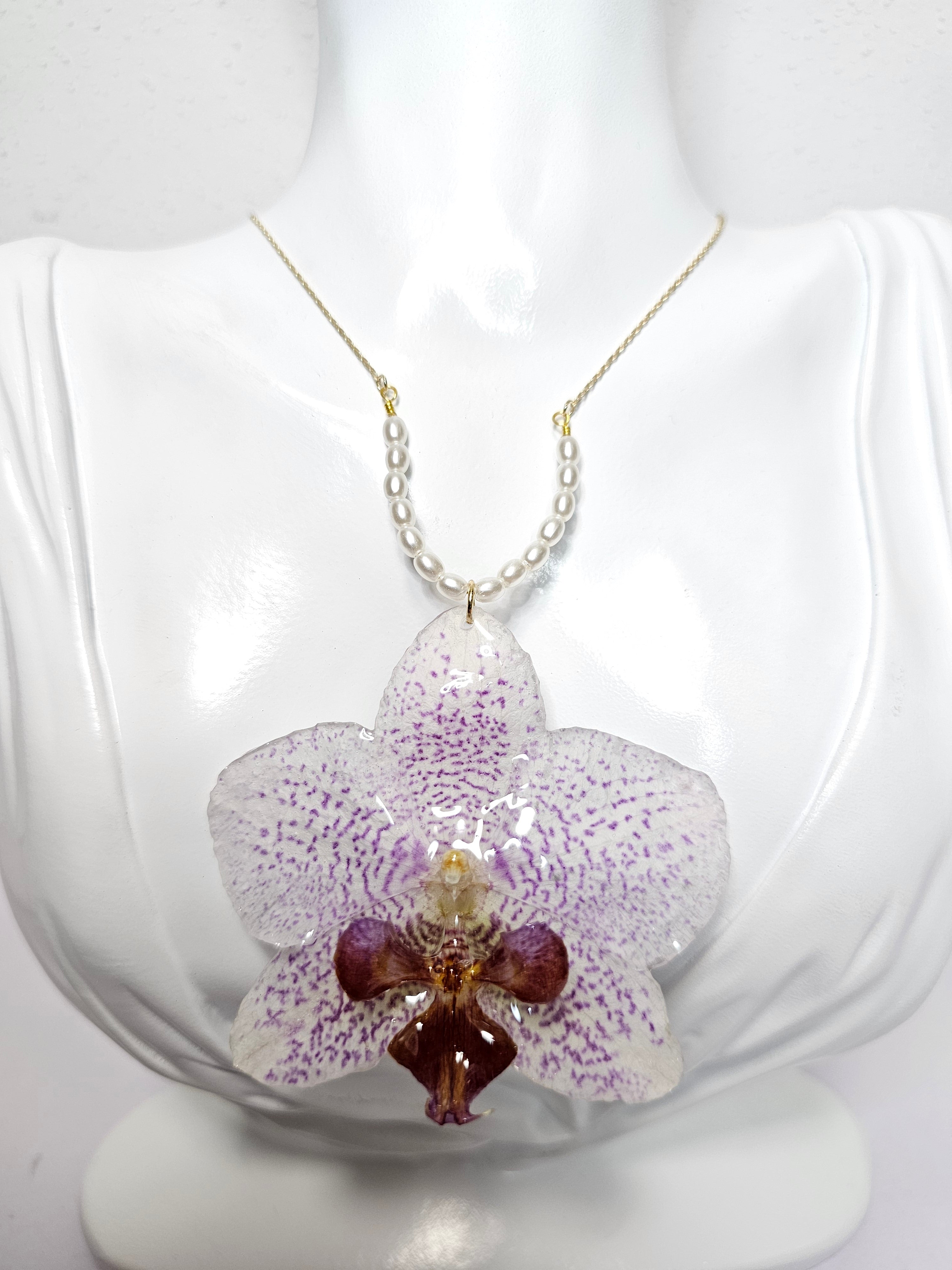 Collar Orquídea Morada Moteada