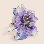Anillo de Espuela de Caballero Morada artesanal con flor natural preservada — ISAMOR