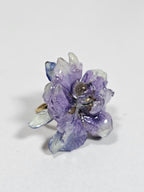 Anillo de Espuela de Caballero Morada artesanal con flor natural preservada; material: acero inoxidable, vista 2
