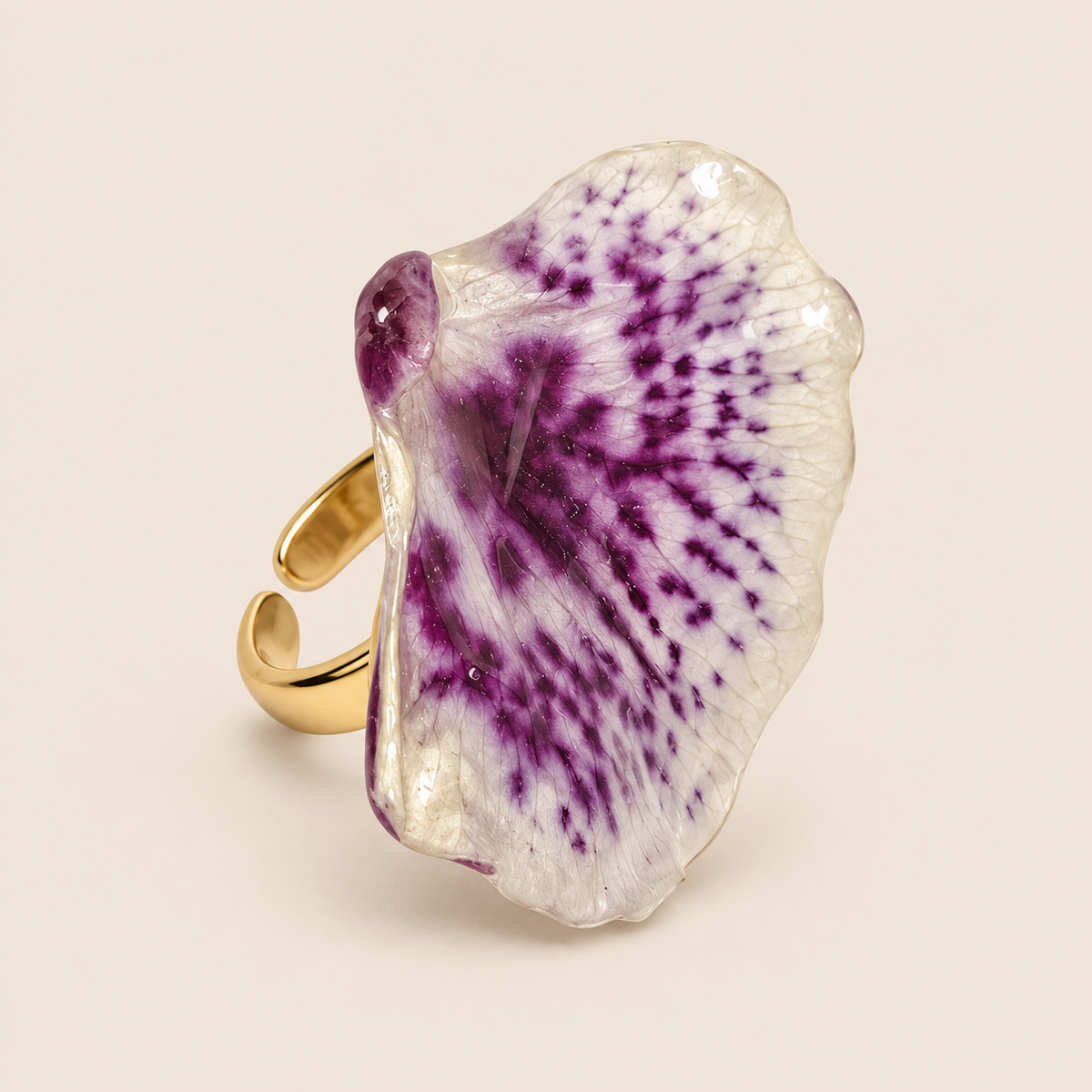 Anillo de Pétalos de Orquídea Abanico artesanal con flor natural preservada — ISAMOR