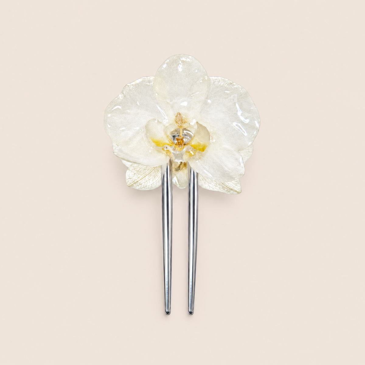 Peineta con Orquídea Blanca artesanal con flor natural preservada — ISAMOR