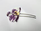 Peineta con Orquídea Vaquita artesanal con flor natural preservada; material: acero inoxidable, vista 2