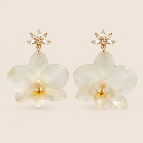 Aretes de Mini Orquídea Blanca y Zirconia
