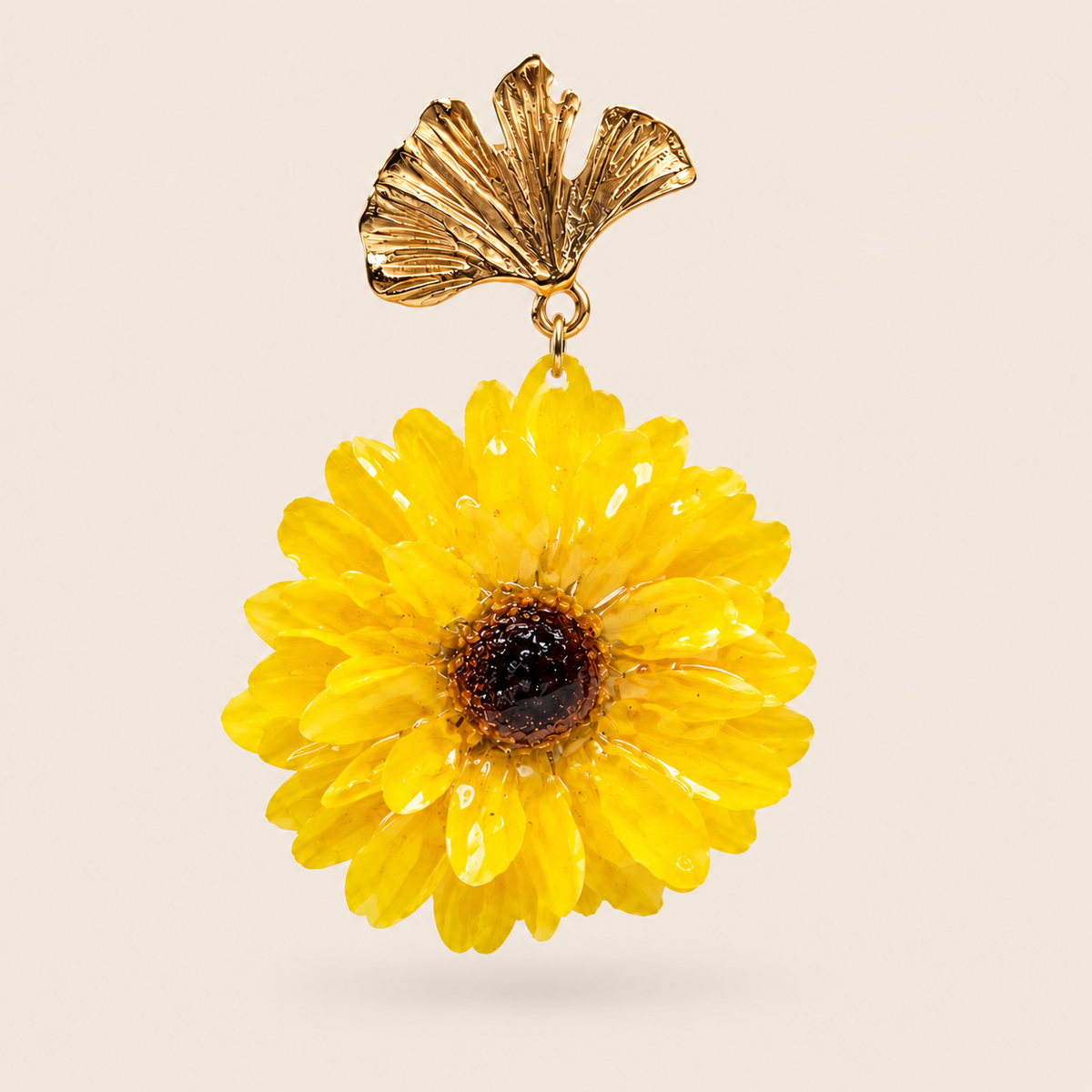 Aretes de Mini Girasol con Broche de Hoja