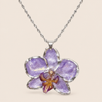 Collar de Orquídea Lila Tornasol