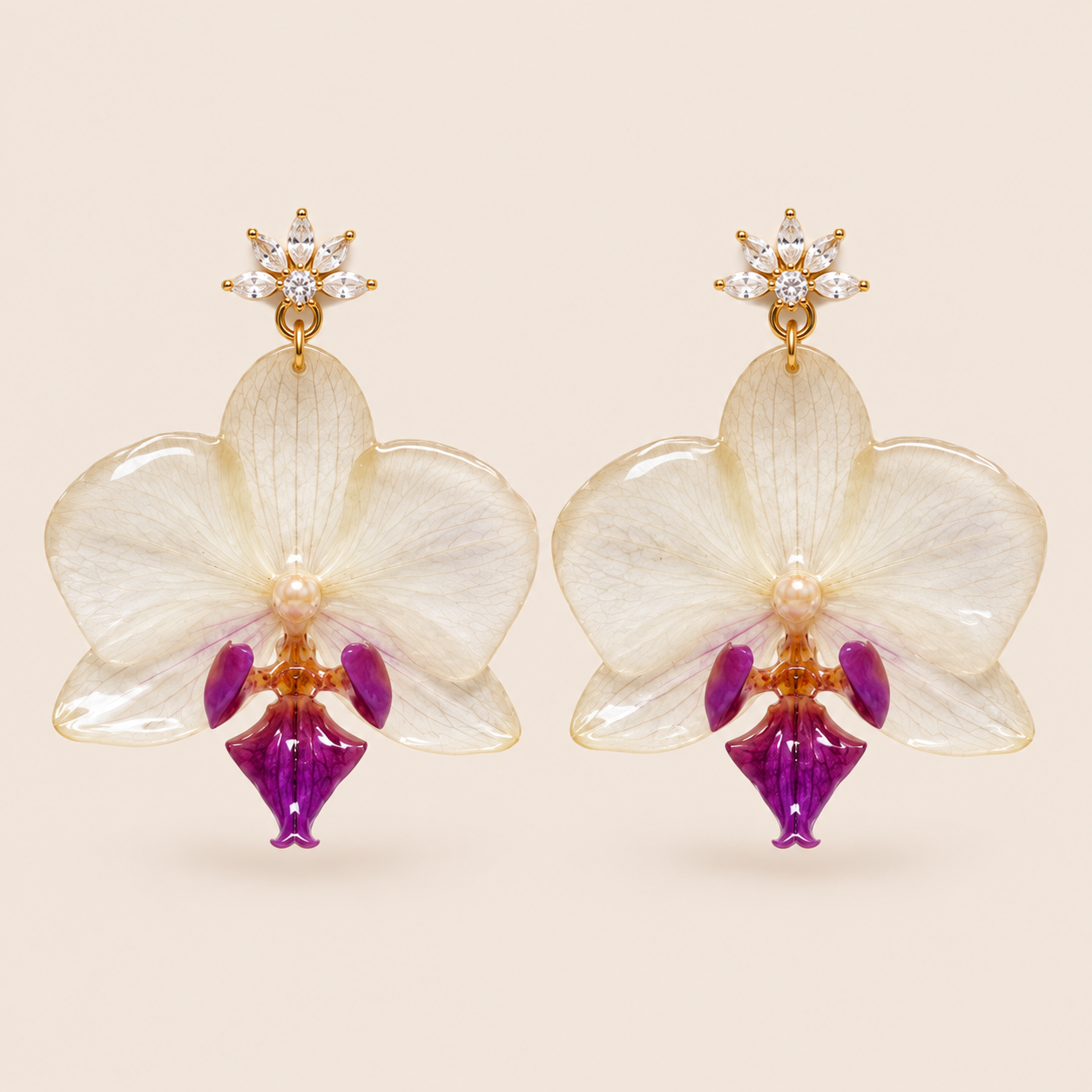 Aretes de Mini Orquídea Blanca con Morado y Zirconia