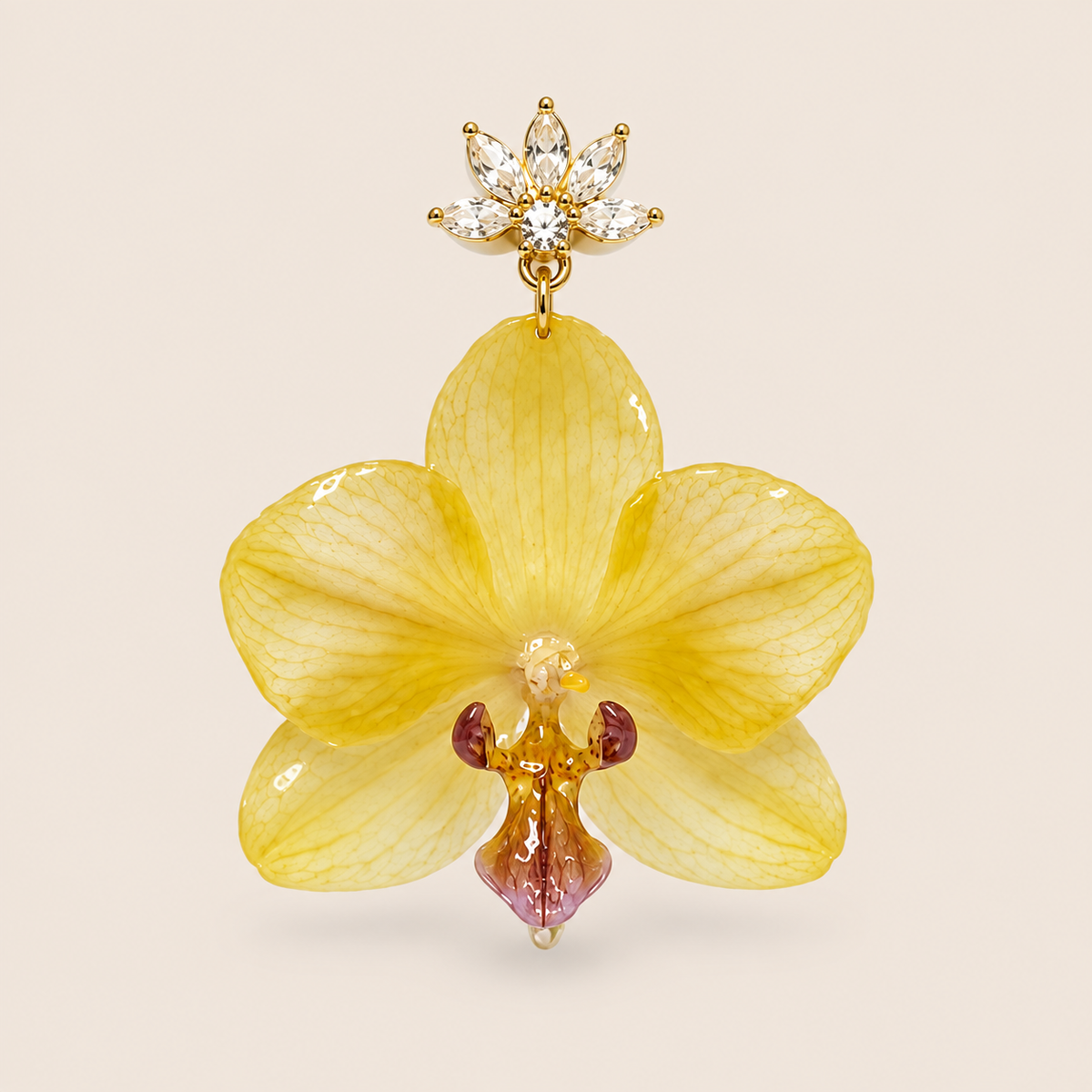 Aretes de Mini Orquídea Amarilla y Zirconia